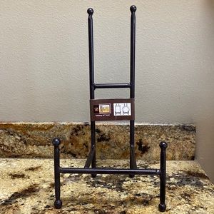 16” tabletop easel